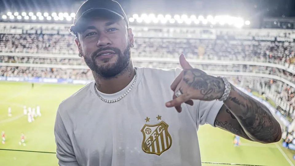 Santos cancela evento no Pacaembu e deve apresentar Neymar apenas na Vila